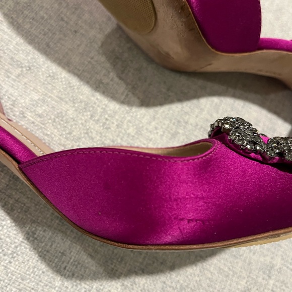 MANOLO BLAHNIK HANGISI SLINGBACKS sz 38 Dark Fuchsia Auth. Dustbags Included! - Picture 10 of 15